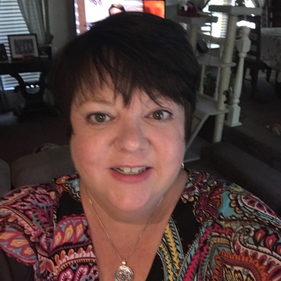 Meet your Posher, Dawn - Picture 1 of 1